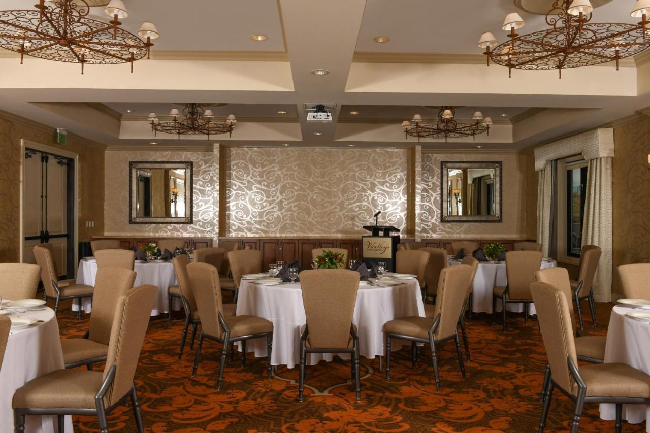 Woolley's Classic 4* Aurora