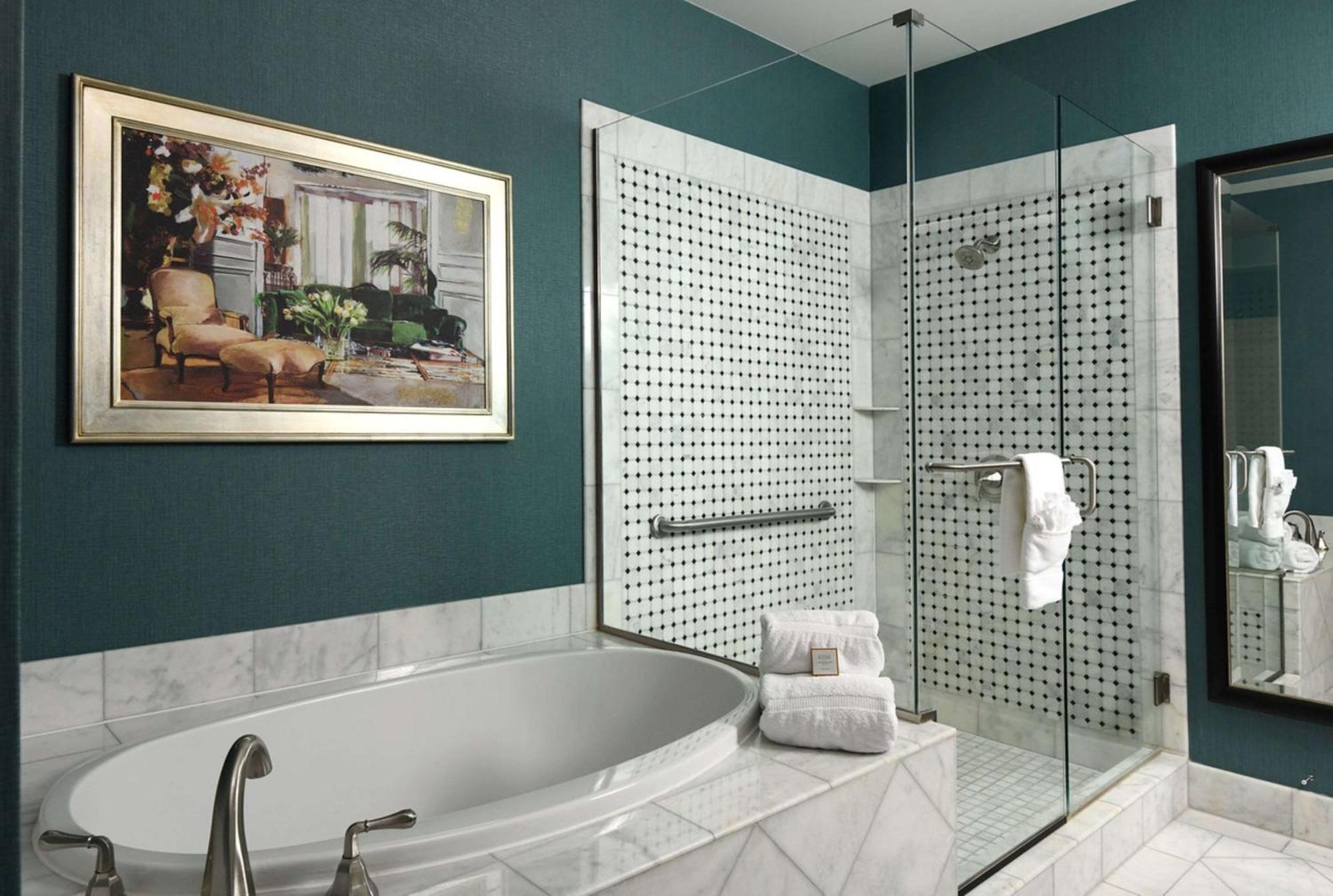 Woolley's Classic 4* Aurora