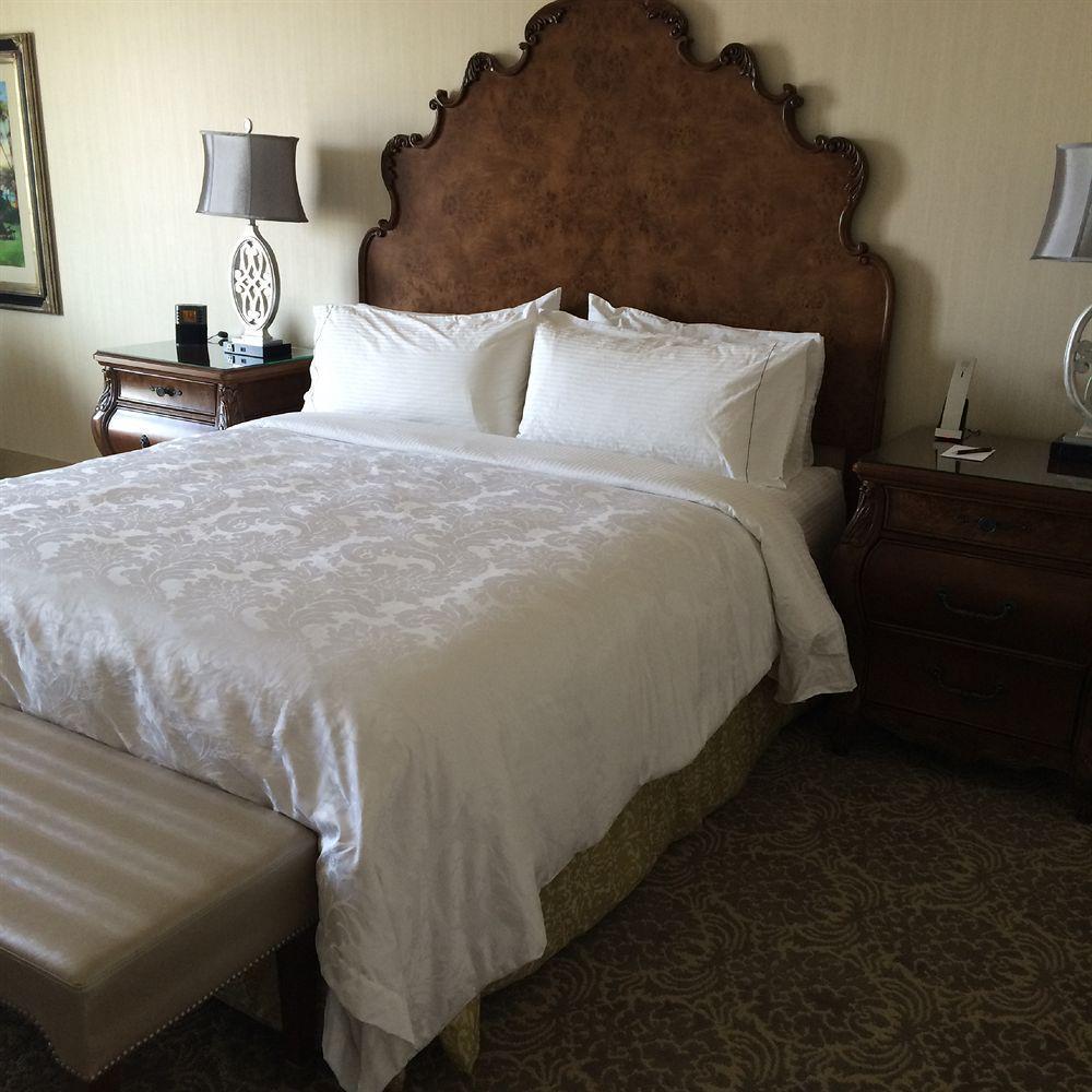 Woolley's Classic Hotel 4*